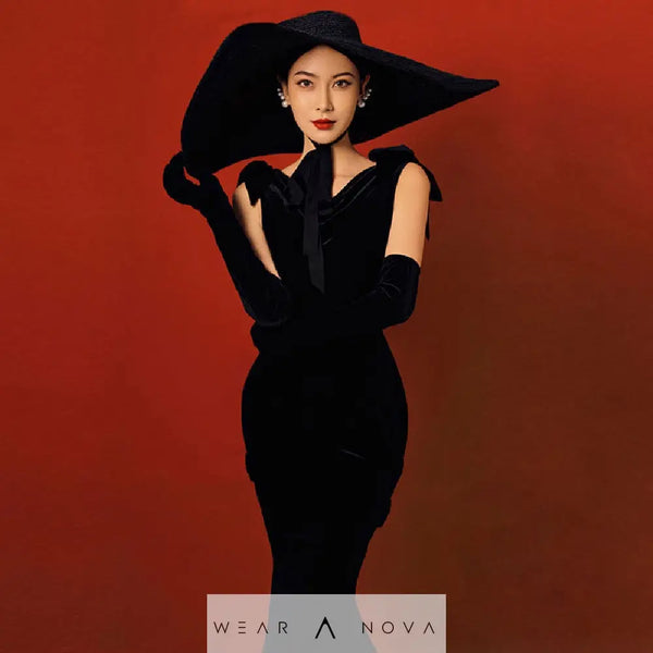 Luxury Runway Dress - Top-Rated Black Light Design DressÂ