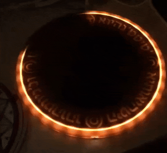 Magic Wireless Charger - WearaNova