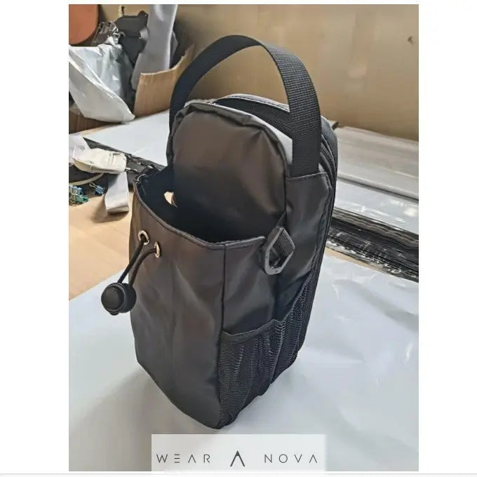 Magnetic Gym Bag: The Ultimate Fitness Companion - WearaNova