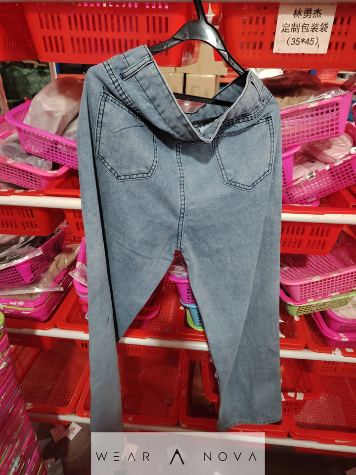 Women's American Retro Hole-punched Jeans Women High Waist Straight-crotch Loose Slim Design High-street Vibe Wide-legged Dragging Pants - WearaNova